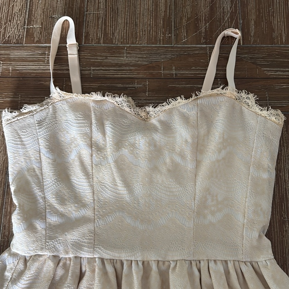 Cream-Mini-Dress - Picture 2 of 5